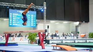 sr sfe03296 copia simone ferraro ph